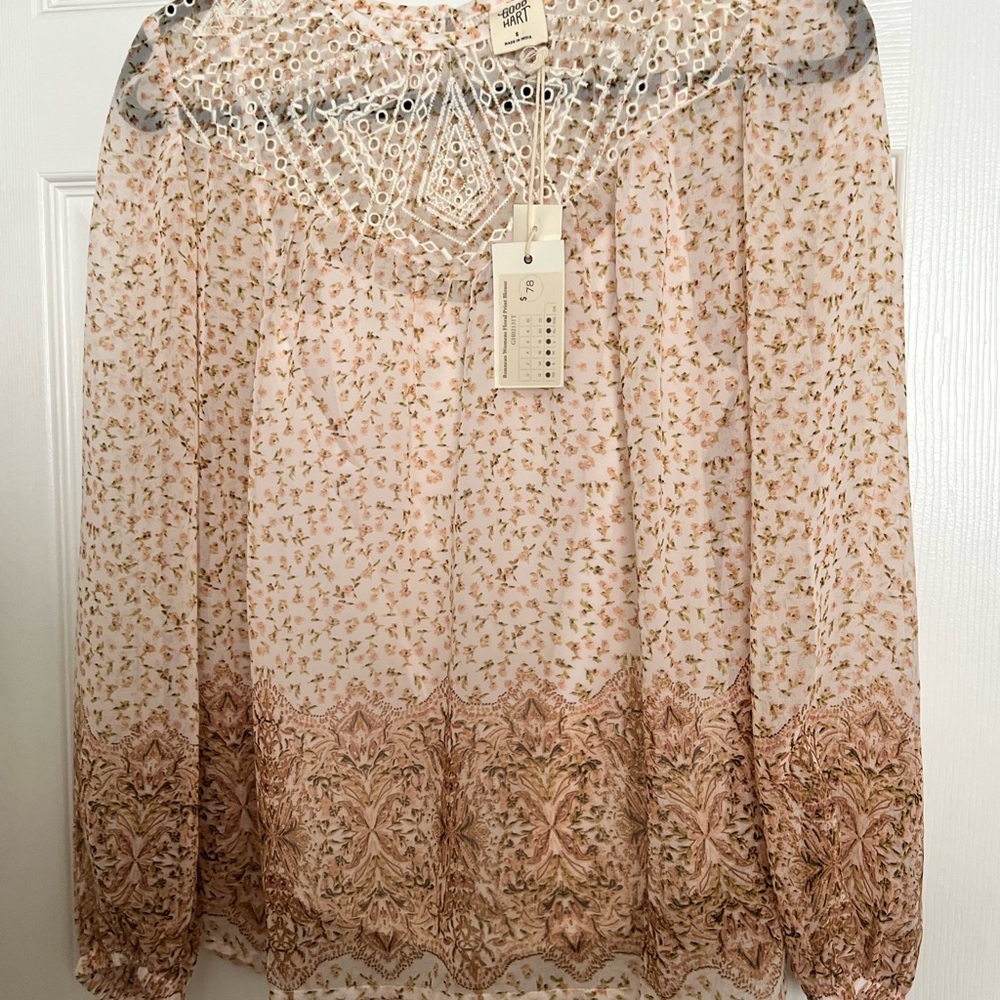 Matilda Jane Bonneau Womens Printed Blouse size small.  Never Worn
